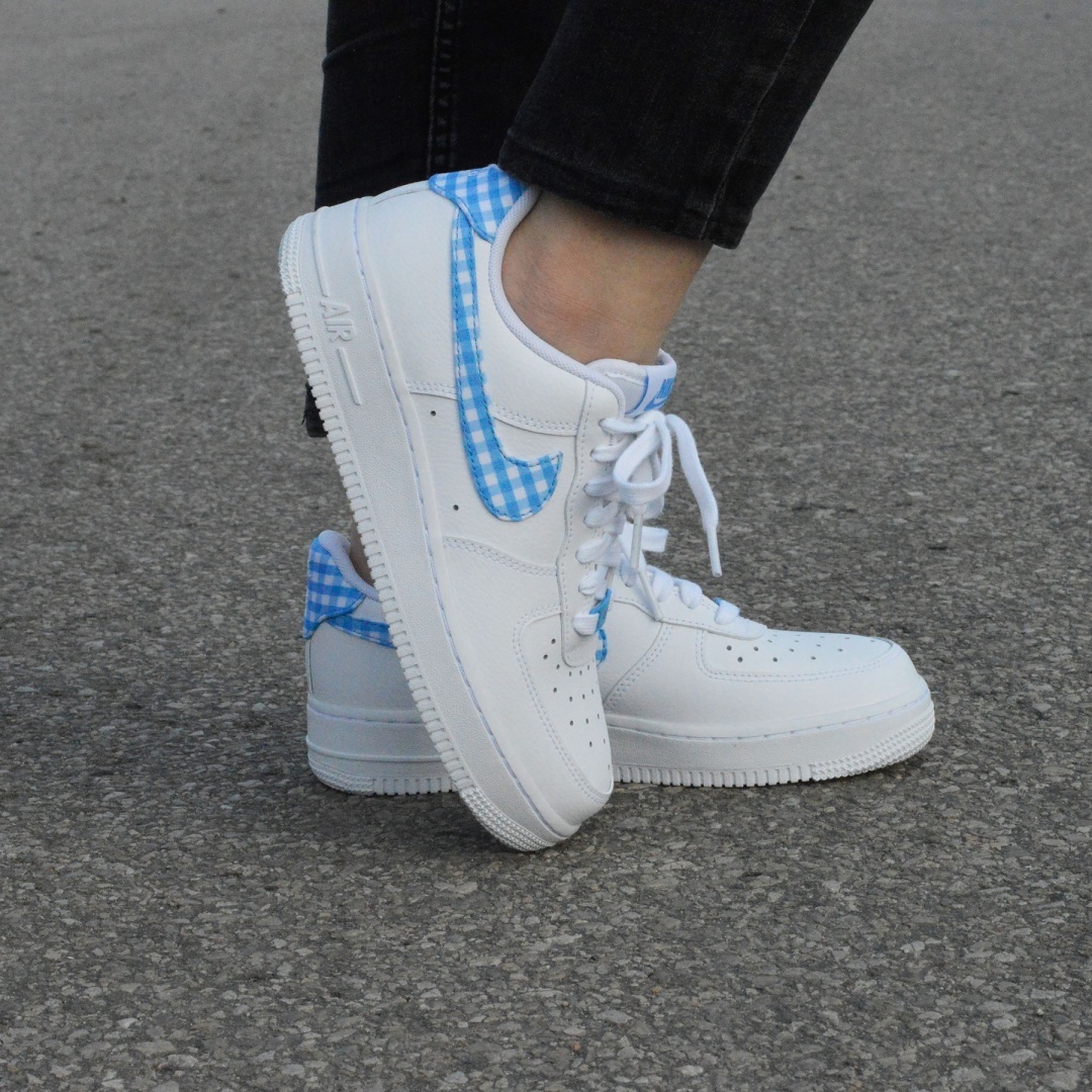 Nike-Air-Force-1-07-ESS-TREND-